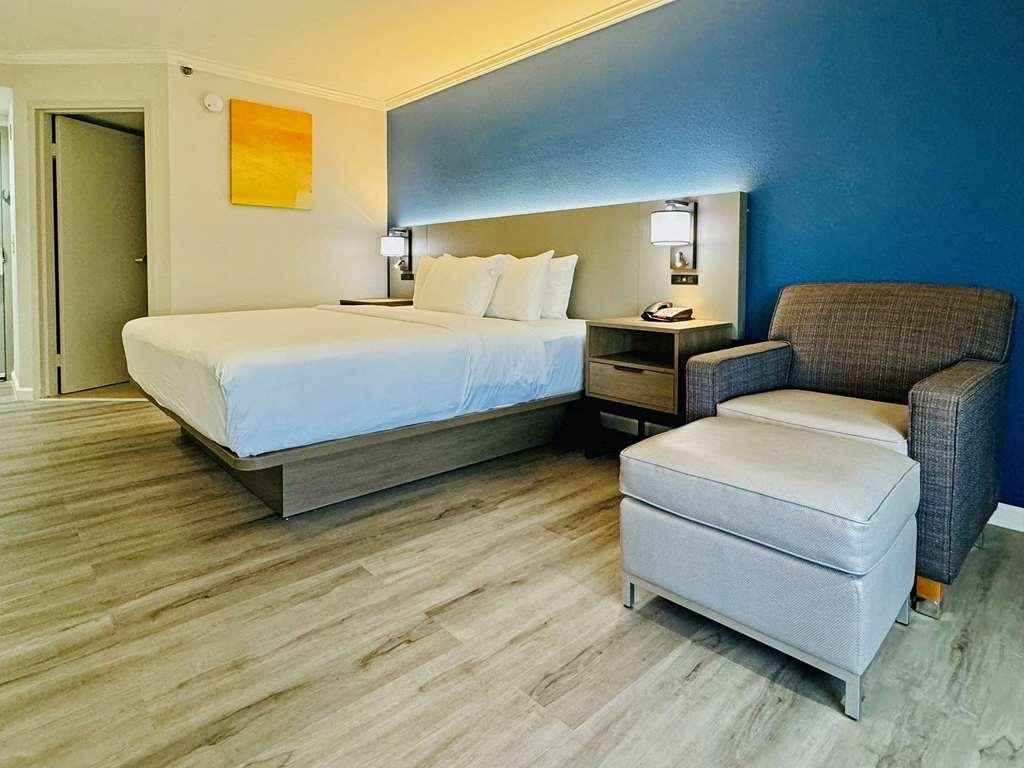 Comfort Inn & Suites Houston I-10 West Energy Corridor Δωμάτιο φωτογραφία