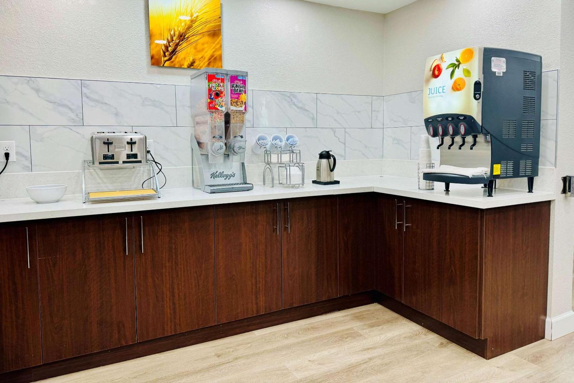 Comfort Inn & Suites Houston I-10 West Energy Corridor Εξωτερικό φωτογραφία