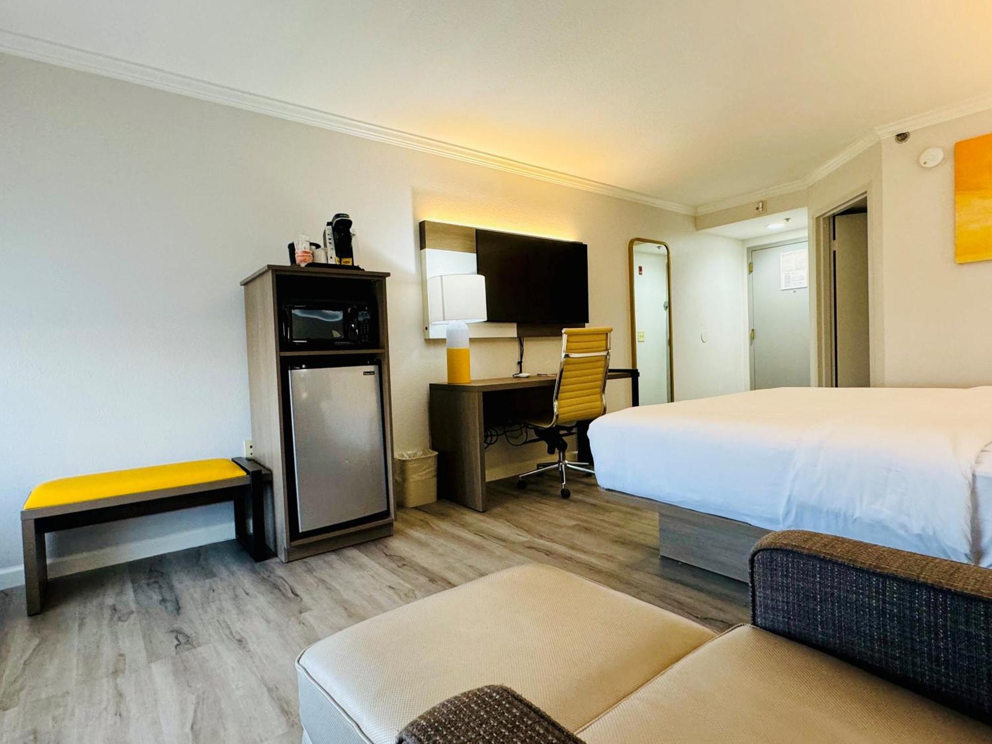 Comfort Inn & Suites Houston I-10 West Energy Corridor Εξωτερικό φωτογραφία